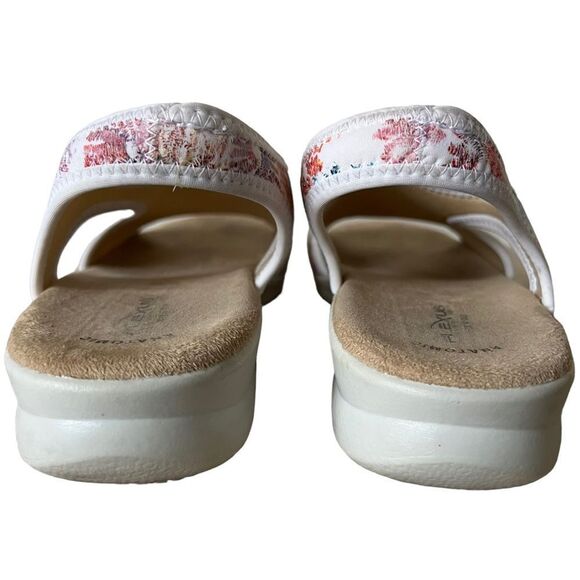 Flexus by Spring Step Women's Nyaman-crysanth Flat Sandal US 8.5 | EU 42 - Picture 11 of 16